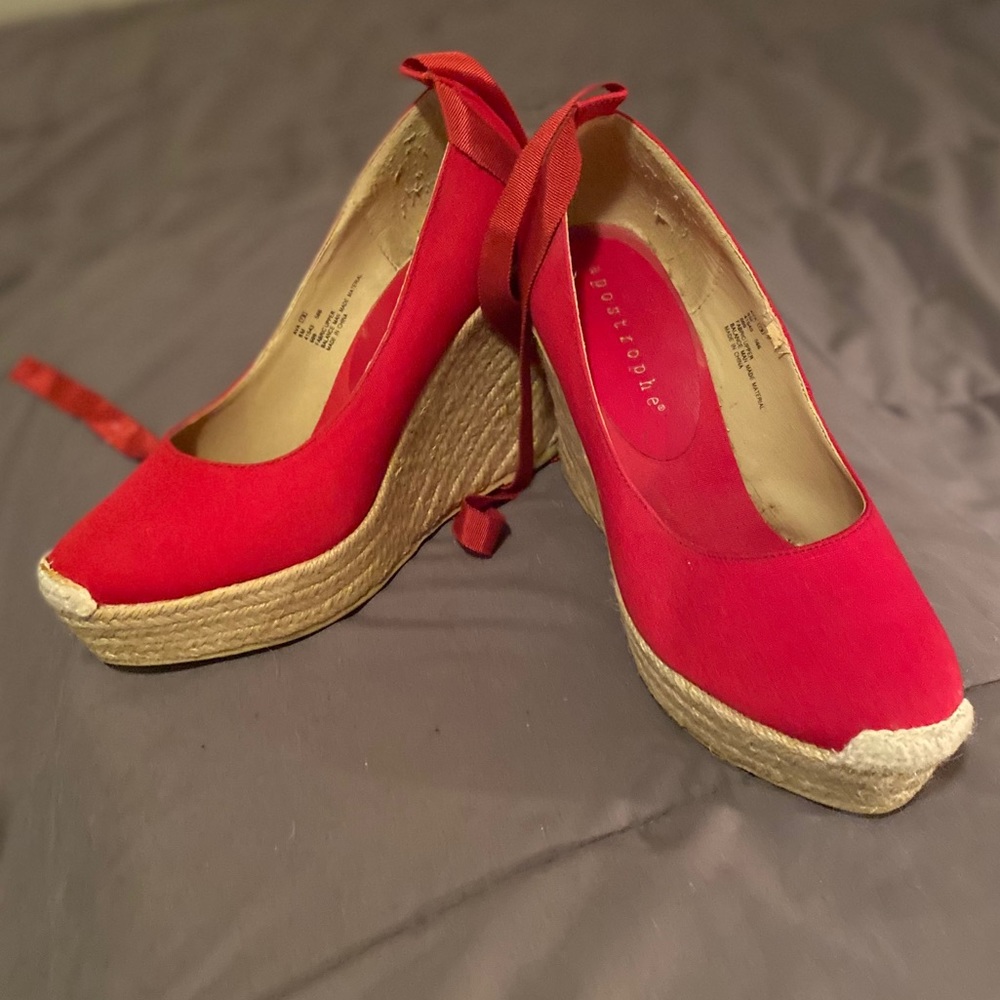 Red women’s wedges